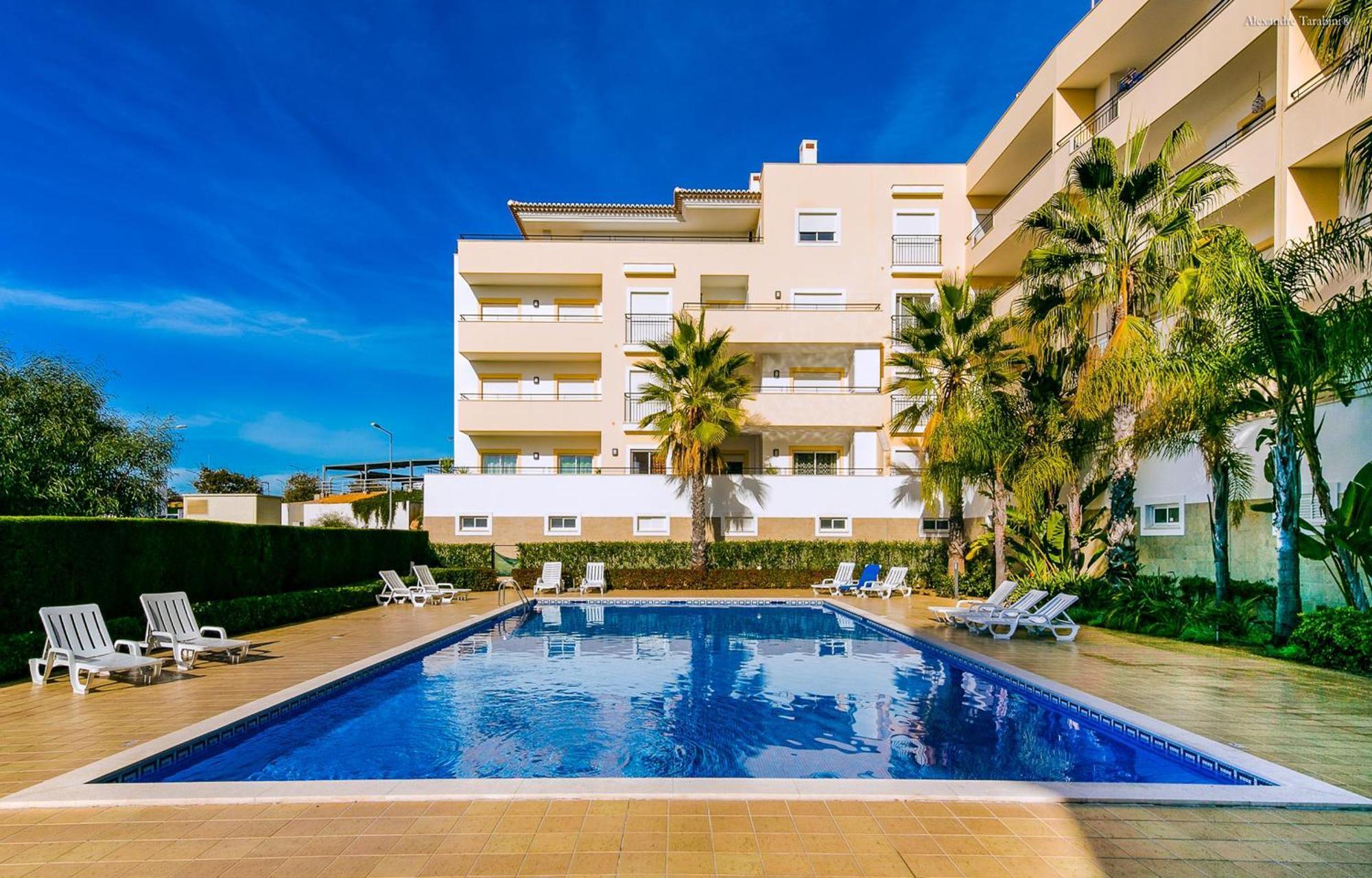 A04 - Large Modern 1 Bed Apartment With Pool ลากอส ภายนอก รูปภาพ