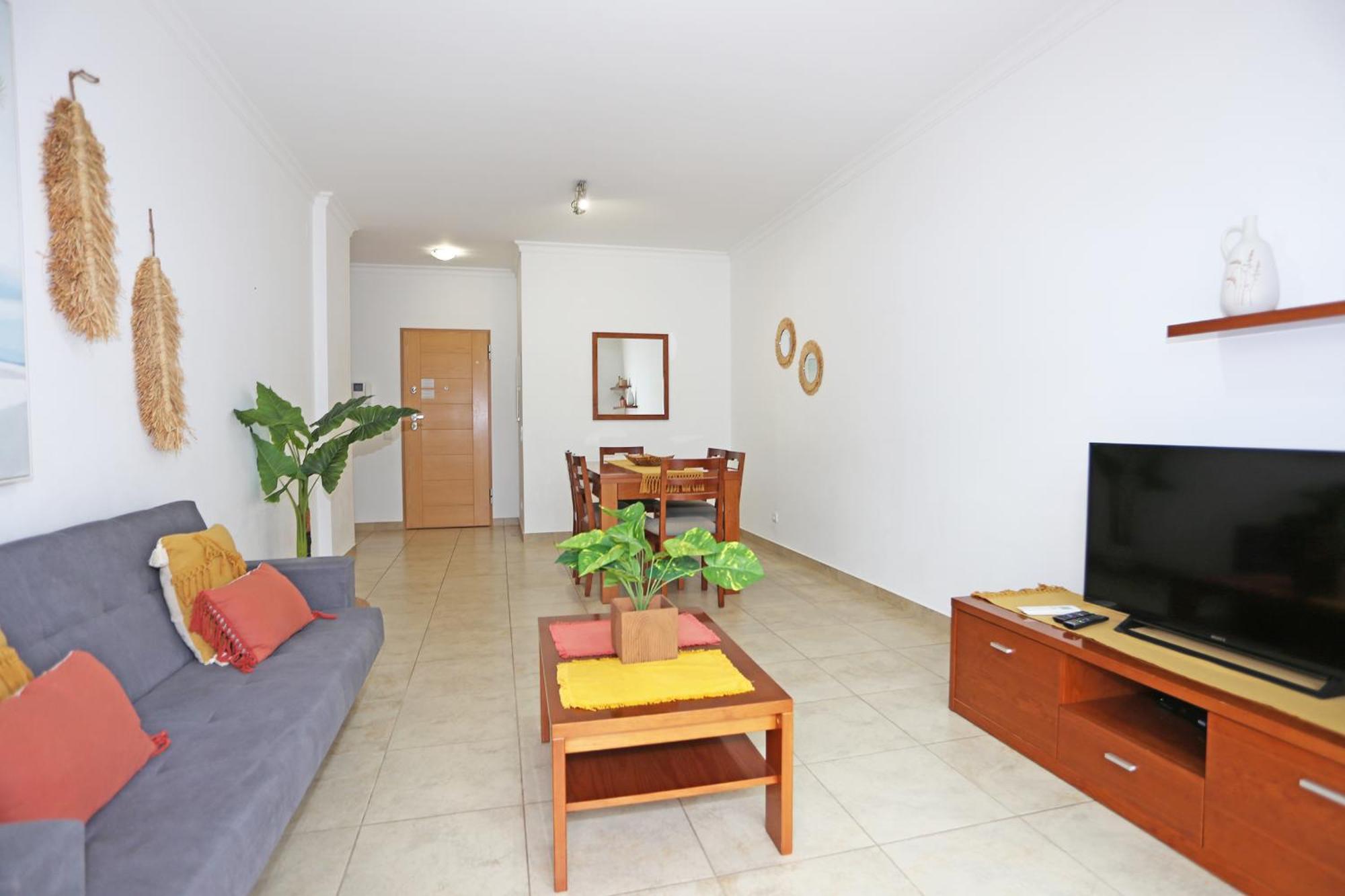 A04 - Large Modern 1 Bed Apartment With Pool ลากอส ภายนอก รูปภาพ